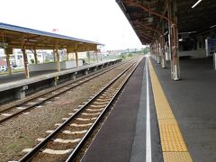 こちらが釧網線のホーム．前日の花咲線が大混雑だったので，この日は４０分前に駅に行きました．