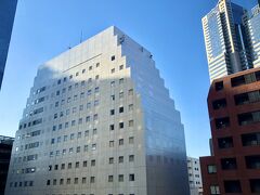【12／8】AM8:00
「新宿ワシントンホテル」８階の部屋からの眺め。
旅３日目（最終日）は、東京スカイツリーと浅草を観光する予定。
