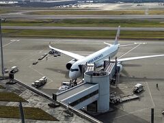 ●展望デッキから＠羽田空港第一ターミナル

せっかくなのでデッキも楽しみました。
A350です。
