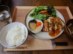 タカオネキッチンで昼食
タカオネプレート
