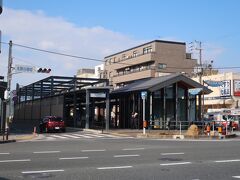 次の目的地に行く為に、北野白梅町で市バスを乗り換えたかったのですが…
西行きのバス停が見つけられず…一駅歩きました。。