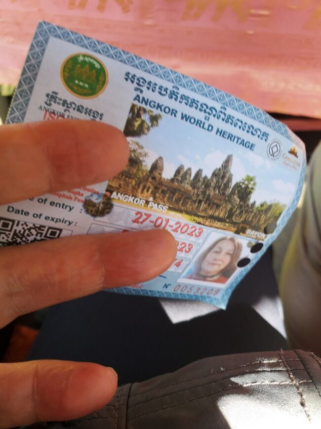 はい　３日目のアンコールパス<br />私たちは高齢者なのでフル活用はできませんでしたが　タブローム　アンコールワット　アンコール・トムで十分満足しました