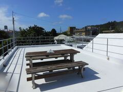 フェリー座間味の出発時間まで
お宿を使わせていただくことに
（一泊分支払っていますからね）