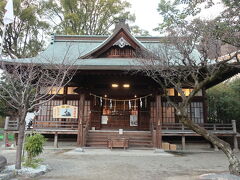 こちらは【熊本大神宮】になります。
社務所は自宅を兼ねているようでこの時間は閉まっていました。
（１７時過ぎ）