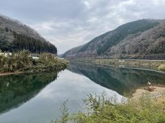 江の川の流れ。