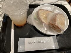 DEAN & DELUCA CAFES 羽田