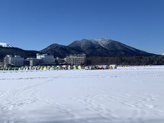 ムム
あれに見えるはワカサギ釣りテント
