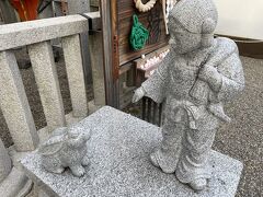 八坂神社へやってきました。因幡の白兎が可愛いです。