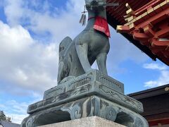 途中で伏見稲荷神社に立ち寄りました。