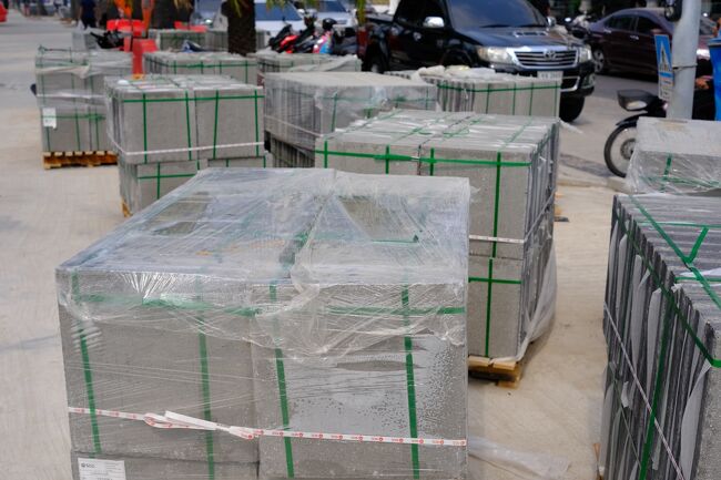 セメン.タイル？