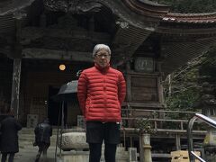 日差しが無く昨日より肌寒い。
13時半　43番明石寺