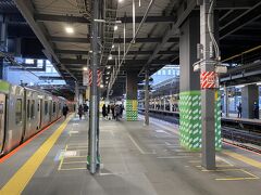 目黒から山手線に乗って渋谷駅で一旦下車。