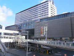  ホテルを出て小倉駅までは10分ほど歩きます。