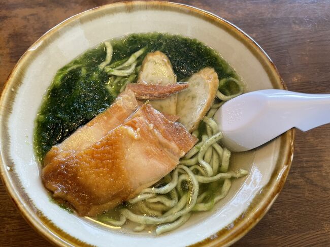 あーさそば<br />薄めの出汁でアーサーの香りが引き立つ