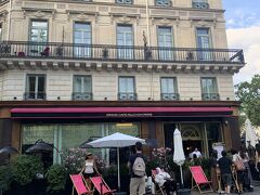 今日のディナー会場、
「ル･グラン･カフェ･フォション」です！

2018年にマドレーヌ広場にオープンした、
フォションのホテル内のレストランです◎

※TheFork というアプリで予約しました。
