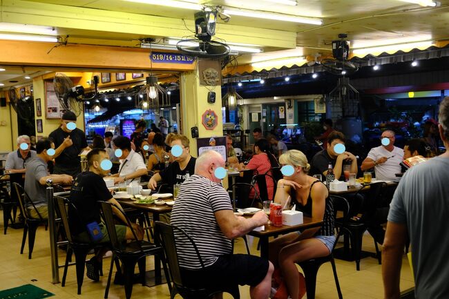 最近、いや、今年、外出で暗くなるのは初です、人の多さにびっくりしました。<br />セカンドロードの海鮮料理店ほぼ満席。