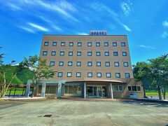 高知からは特急で宿毛市まで。
自宅から10時間。移動が遠い。
毎回スタート地点までが遠くなる。

宿毛のホテルアパンに前泊。
宿泊料￥4400が ￥3000クーポンで￥1400 に。

