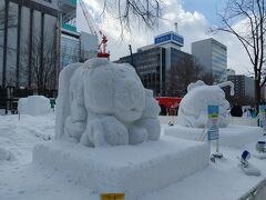 雪像に雪積もってる＾＾；