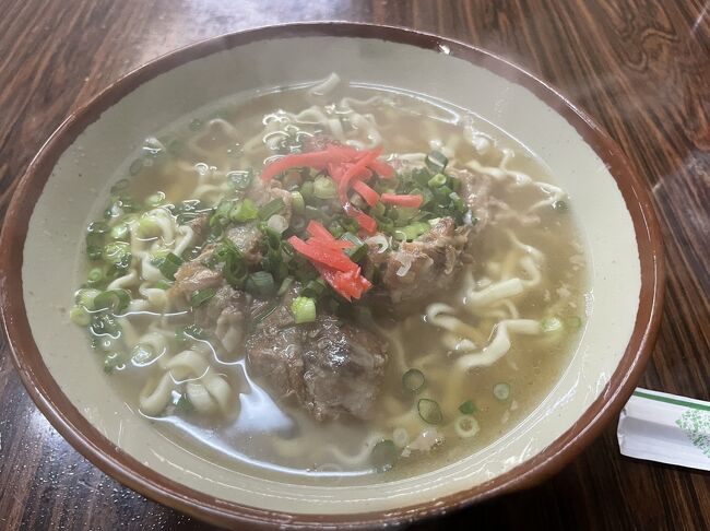 ソーキそば850円<br />夜中でもそばが食べられる貴重なお店