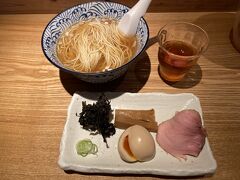 何とかありつけた氷見産 煮干しラーメン