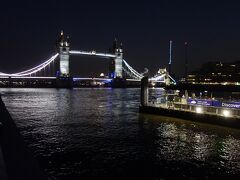 夜景が見事なタワー・ブリッジ