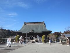 長福寿寺。ゾウさんの像が見えます。
宝くじが当たりますように、願ってきました。