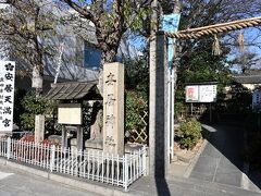 ●安居神社

「茶臼山」からさらに北の方、国道を越えたところに「安居神社」ひっそりと鎮座しており、「大阪の陣」つながりで立ち寄ってみることに。