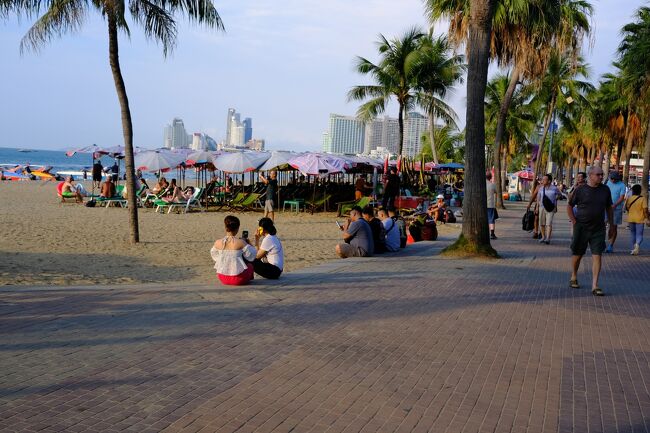 ２月9日(木)　夕刻友人に誘われてHOPSに食事に行きます。