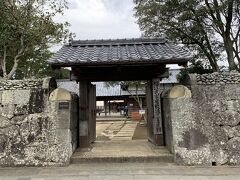 武家屋敷通り ふるさと館
駐車場へ