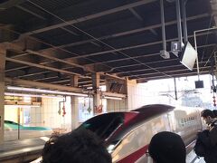大宮駅からははやぶさNo.1へ乗り換え。まずは八戸駅まで向かいます。