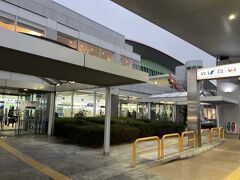 レンタカーを返し、高松空港へ