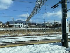 小淵沢駅。
どうにか八ヶ岳を見ることが出来ました。