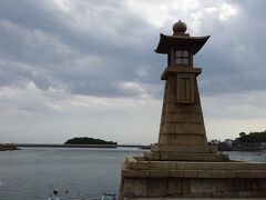 鞆の浦のシンボル、常夜燈です。