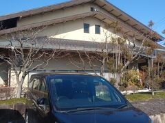 お昼は名店、備長でひつまぶしを。