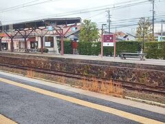 特急出雲大社行は、途中の川跡駅にて、北松江線から大社線に方向転換します。