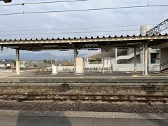 吉野ヶ里公園駅に到着です。10分ほどの乗車でした。