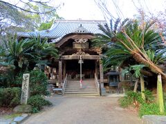 浄瑠璃寺は46番札所で、708年に行基により開かれ、後に空海によって再興されたお寺です。