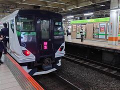 ★10:50
旅の出発は立川駅から。長野原草津口行きの特急「はちおうじ草津」に乗車し、一路群馬へ。出発時間が遅いので、朝もゆとりがあって良いですねぇ。