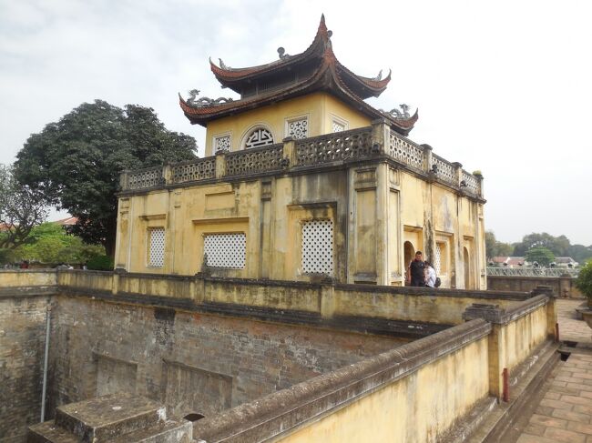 その後、阮朝(1802年～1945年)では中部フエに都を置きました。