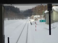 その頂点のちょっと先にあるのが堺田駅。ここは通過。