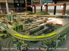 ジオラマ京都JAPAN

トロッコ嵯峨駅に併設されている鉄道模型テーマパークです。
営業は終了していました(平日だったので休業かも)が、模型は走っているのを見ることが出来ました。


ジオラマ京都JAPAN：https://ja.wikipedia.org/wiki/%E3%82%B8%E3%82%AA%E3%83%A9%E3%83%9E%E3%83%BB%E4%BA%AC%E9%83%BD%E3%83%BBJAPAN