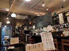 あま本の店内の風景です
先ずは日本酒・冷酒オーダーですね