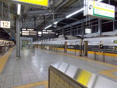 23:02　小倉駅

列車は姫路から4時間かけて福岡県の小倉へ。

