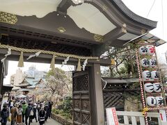 最後は、湯島天神の梅まつりへ。