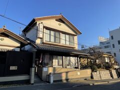 今回の旅のメインに来ました。
本店が定休日だったので神宮店へ。