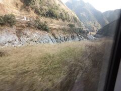 高山本線で下呂へ。いくつか車窓風景を載せていきます。