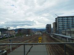 高山駅で下車