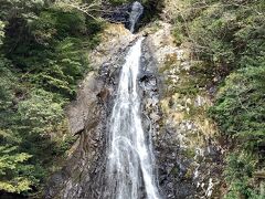 八瀬尾の滝

第1・2の滝(女滝)
