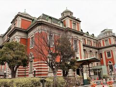 11:18　中央公会堂
北浜で株式仲買商の岩本栄之助さんの寄付を基に建設