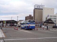予定より少し遅れて13：36、会津若松駅到着。